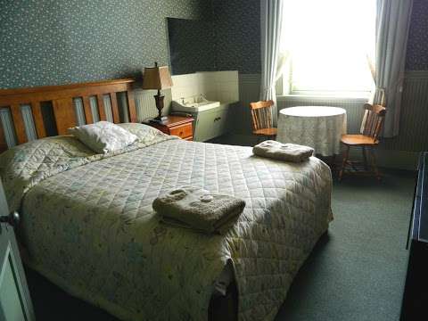 Photo: Commercial Hotel Cygnet